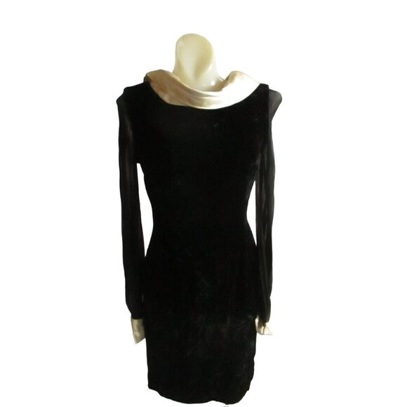 Vintage Women's Dress 6 1960's Crushed Velvet Sheer Sleeve Mod Funeral Veruca S